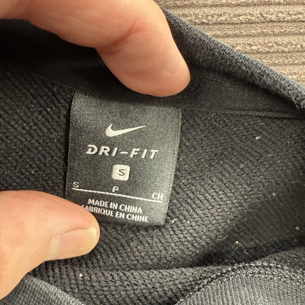 Nike Cropped Pullover Women Small Black‎ Cotton Nike Logo Graphic Gym Workout.